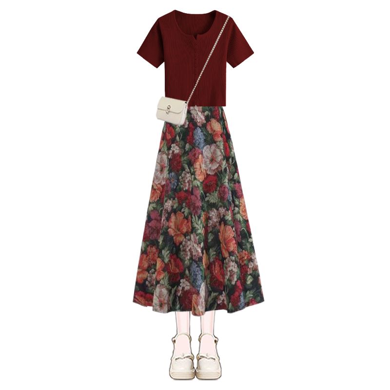 Women Lucky Wine Red T-Shirts  - Midi Skirt Floral recension och pris